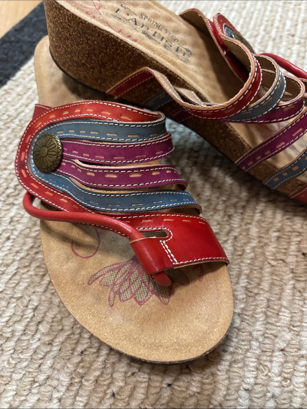 L'ARTISTE Red Multi-Color Wavy Strap Slide Sandal - Picture 3 of 6